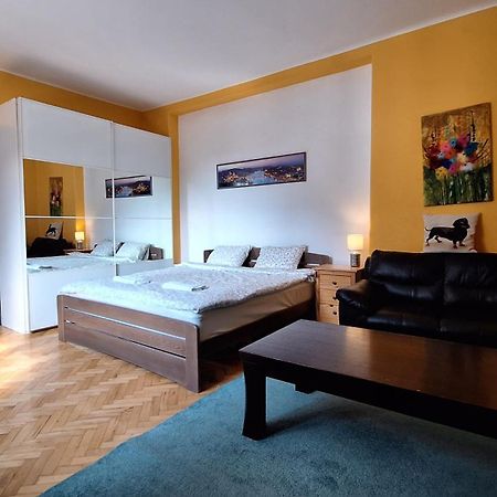 Great Buda Apartman Budapest Exterior photo